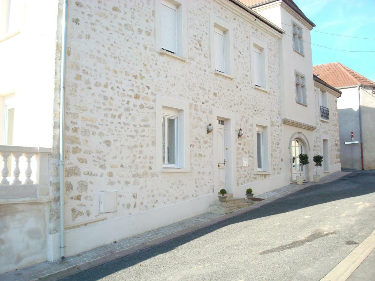 Chambres D'Hotes Karine Smej Châtillon-sur-Marne 외부 사진