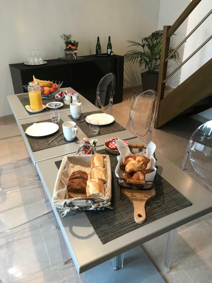 Chambres D'Hotes Karine Smej Châtillon-sur-Marne 외부 사진